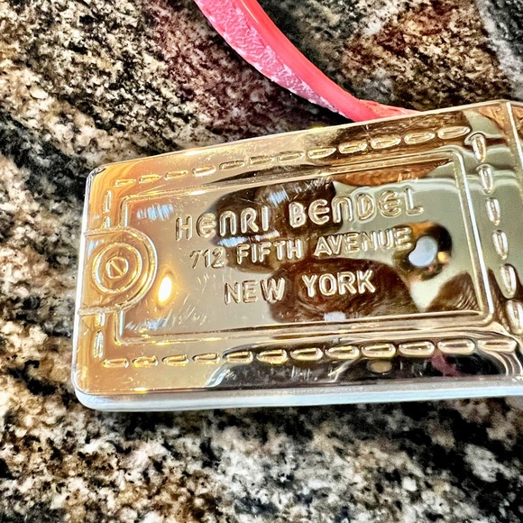 Henri Bendel reversible purse - Picture 8 of 9